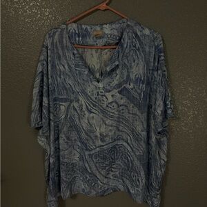 Chico's Textured Blue and White